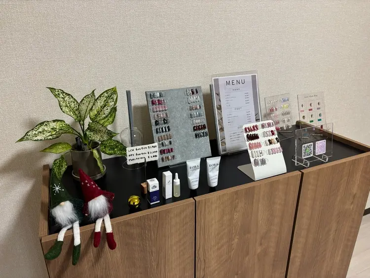 Leo NAILの内観・外観2