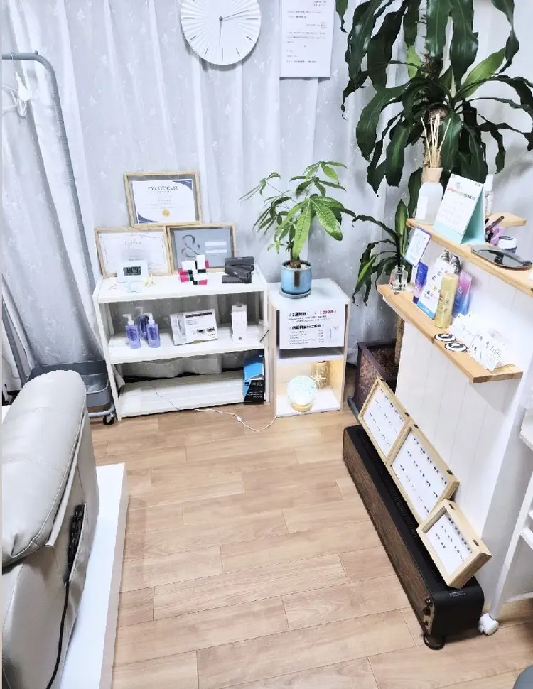 EyeLashSpace Trust.の内観・外観1