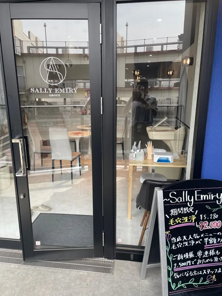 Ruria(SALLY EMIRY内)の内観・外観1
