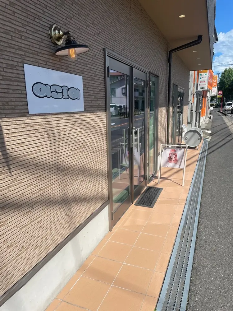 アジアエスの内観・外観1