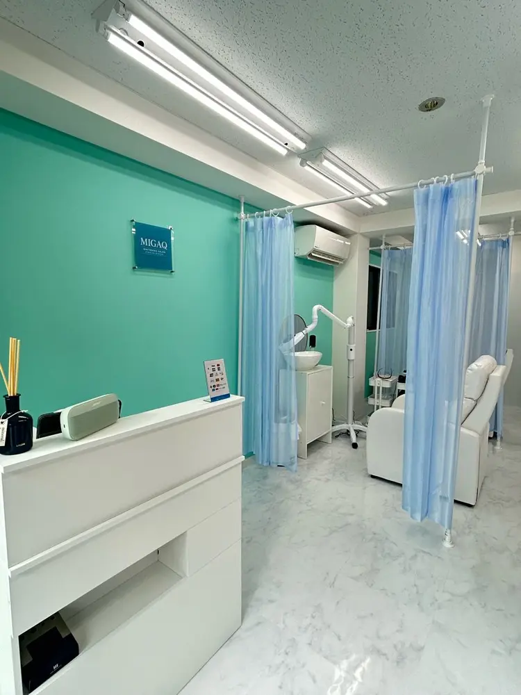 歯のホワイトニング専門店 MIGAQ 京都四条大宮店の内観・外観1