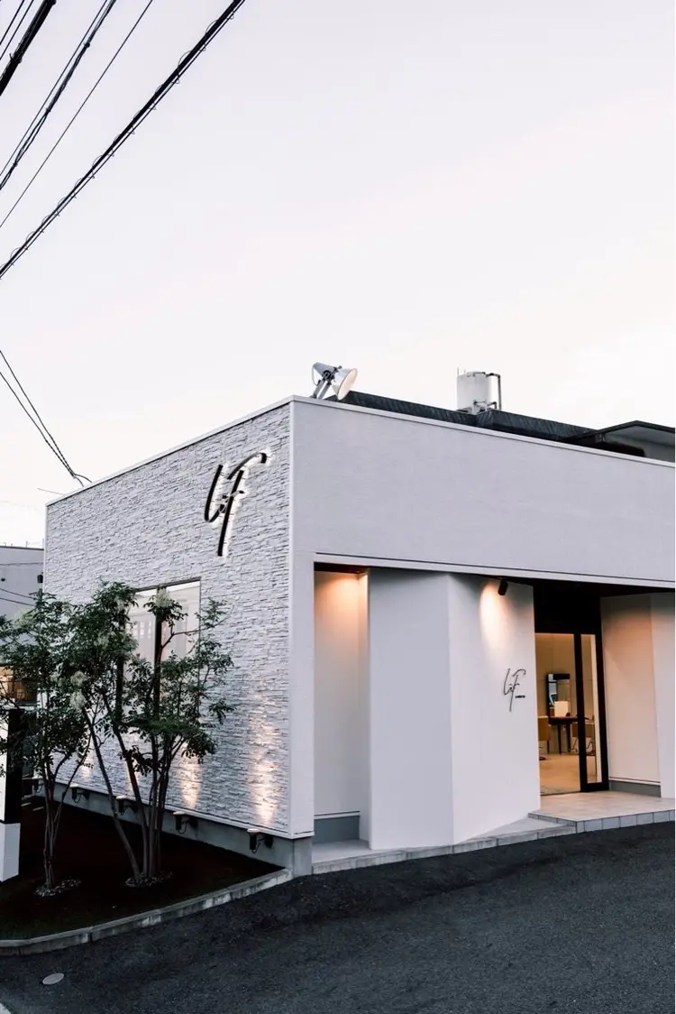 LIF  by Mirror  Talkの内観・外観1