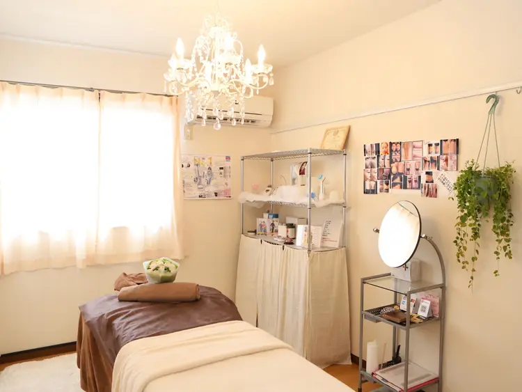 隠れ家サロン ajyuuの内観・外観1