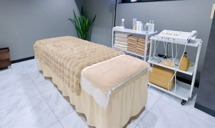 バストアップ専門店Lunalia Luxの内観・外観1