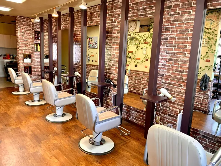 hair produce UP'sの内観・外観1