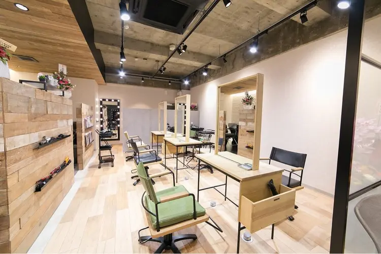 美容室ACTORの内観・外観2