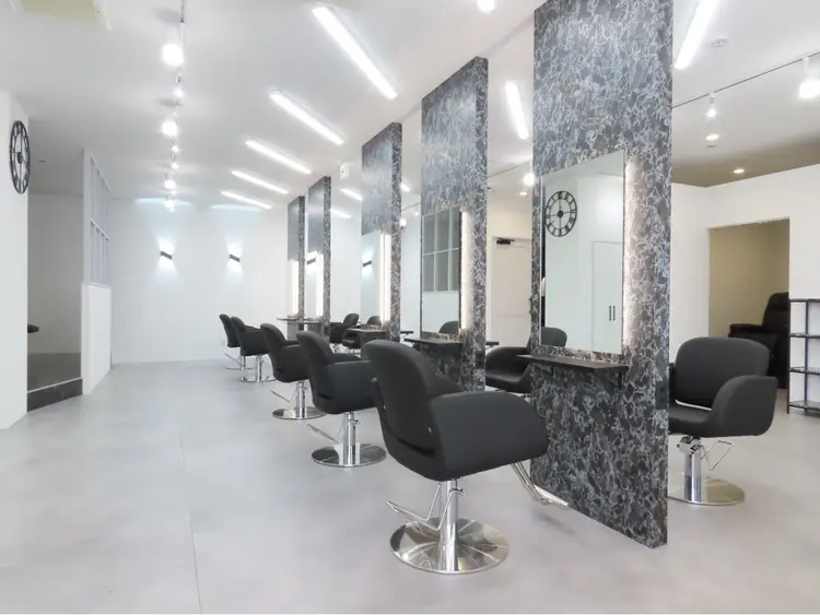 REM長野青木島店の内観・外観2