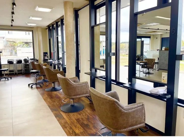 美容室クラフト横芝の内観・外観2