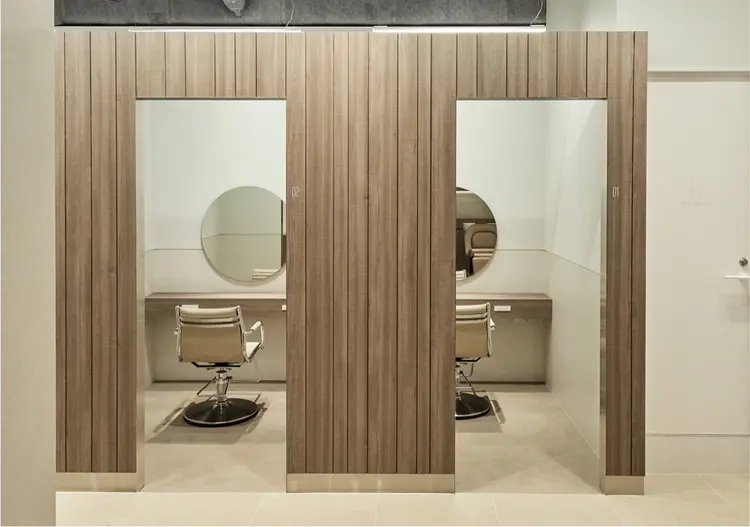 SALOWIN　原宿 ALLEY店の内観・外観3