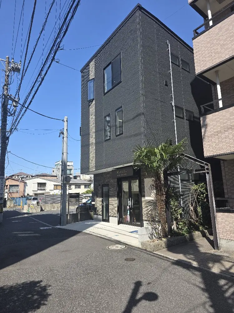 YURI NAIL 船橋店の内観・外観3