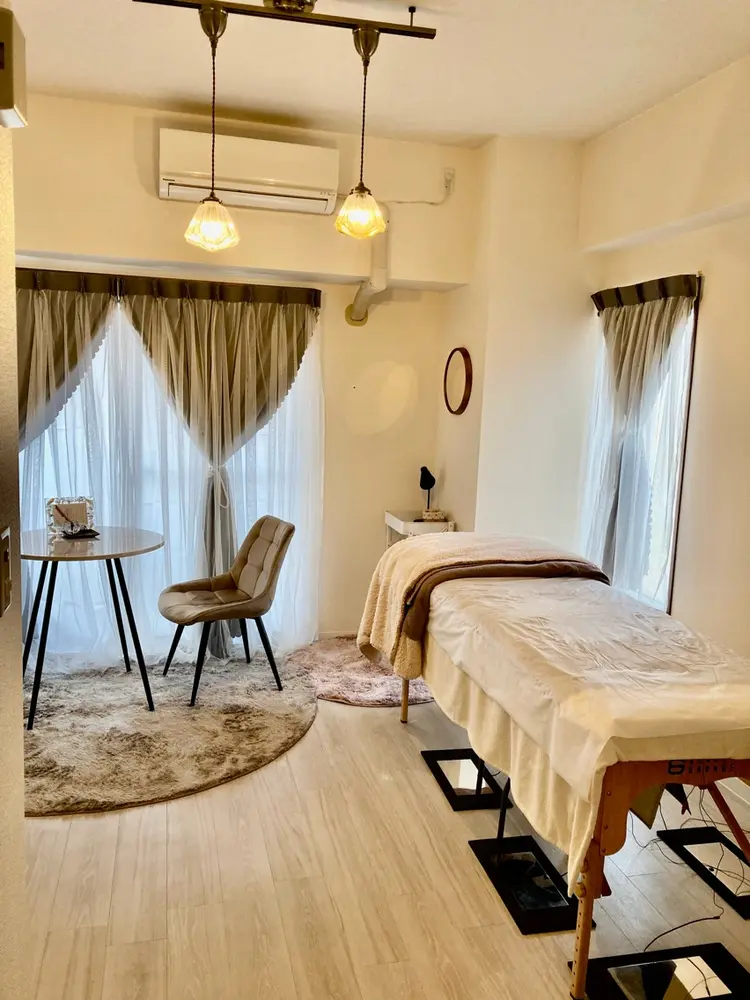 reposの内観・外観1