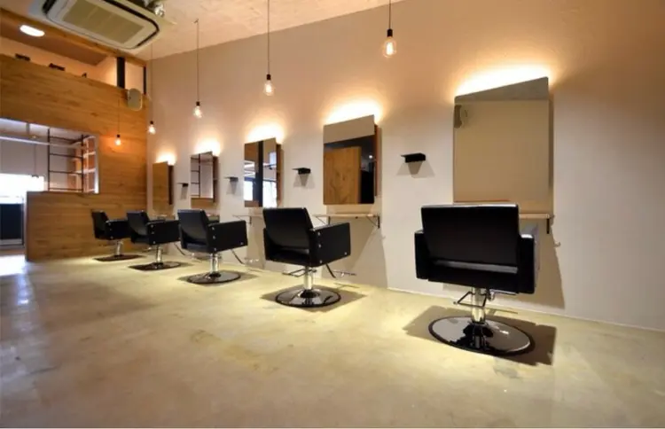 bros.THE HAIRの内観・外観2