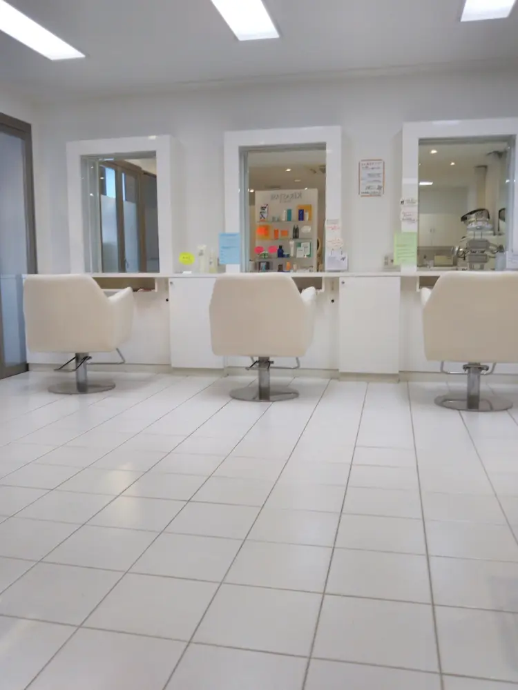 fructueux HAIR の内観・外観1