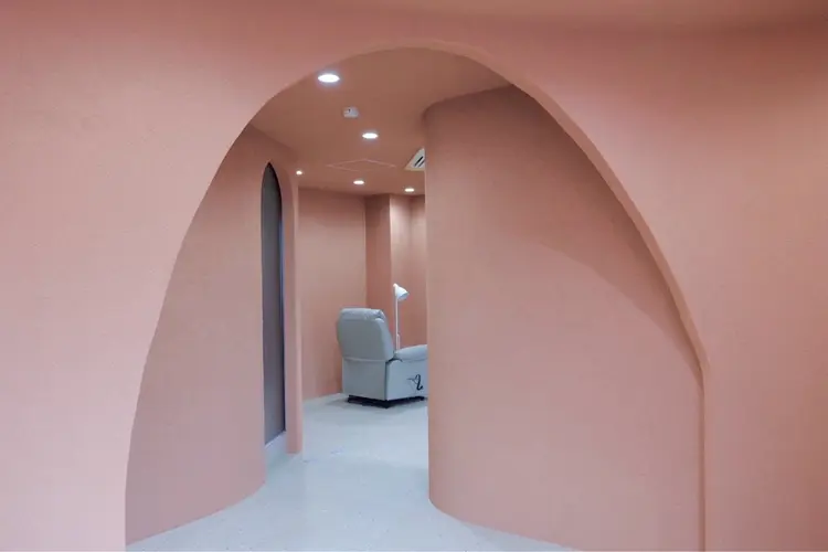 まつげパーマ/アイブロウ(眉毛)専門店 RITZ by CLAIR 長野駅前店【リッツバイクレル】の内観・外観1