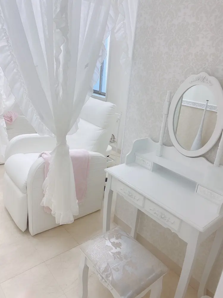 TIARA by　emi +の内観・外観1