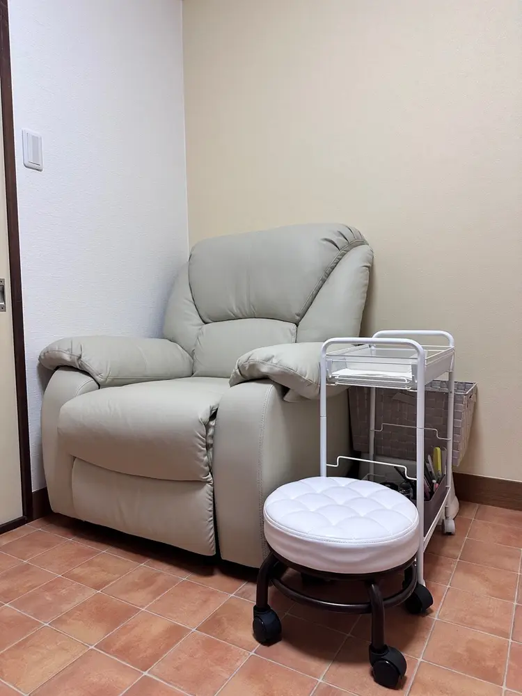 thumbs up nailの内観・外観2