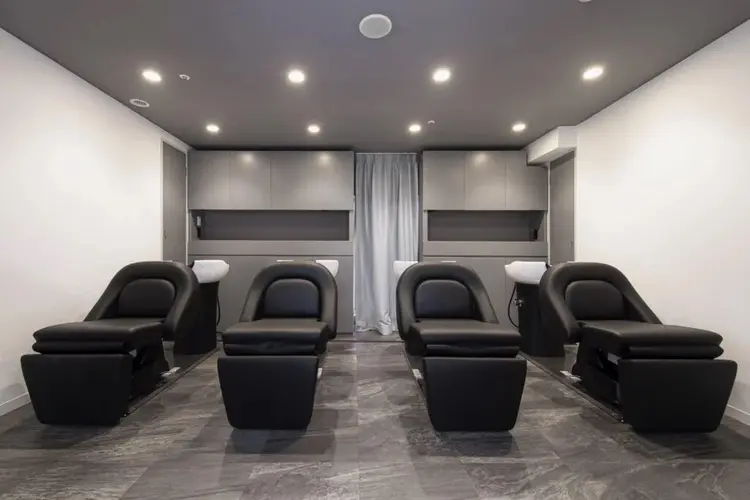 SALOWIN新宿三丁目frenteの内観・外観3