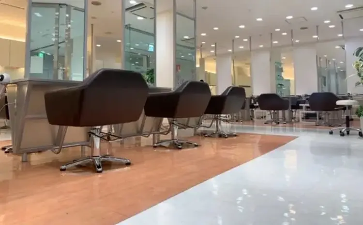 ヘアサロンソシエの内観・外観1