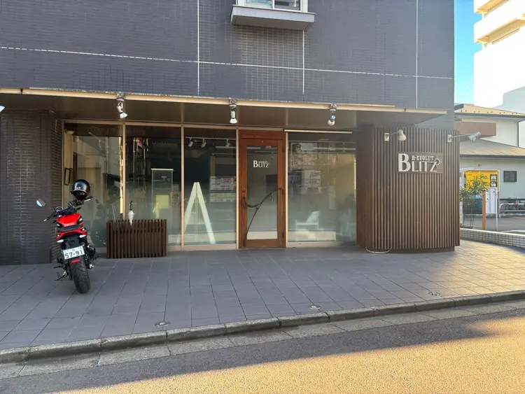 BLITZ R-EVOLUTの内観・外観1