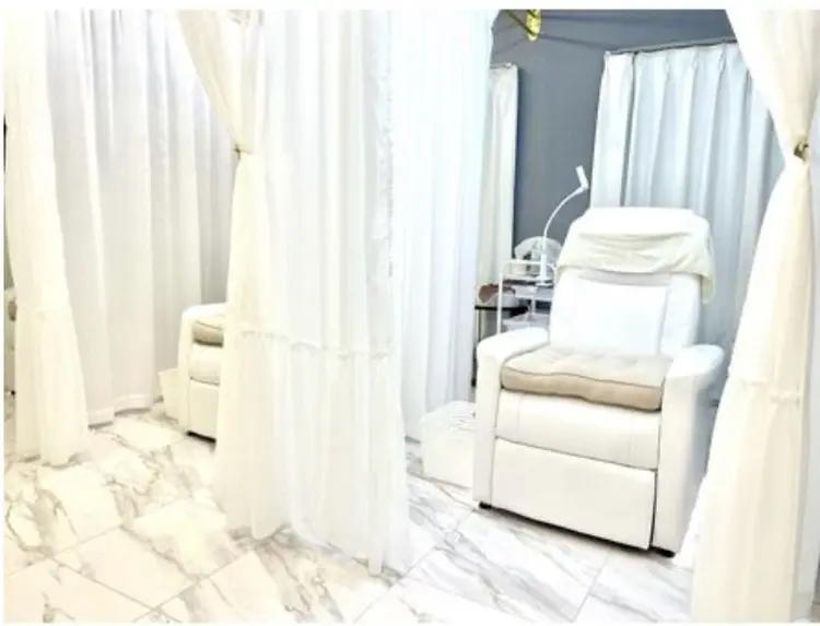 サニーラッシュ高蔵寺店の内観・外観1