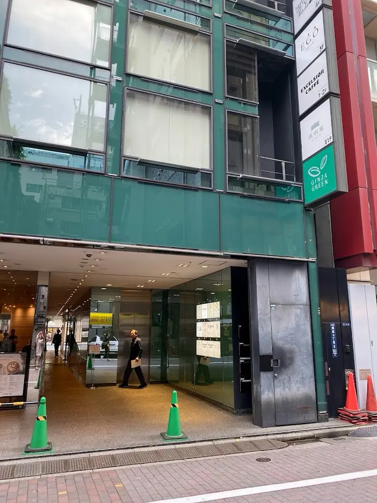 k-two GINZAの内観・外観1