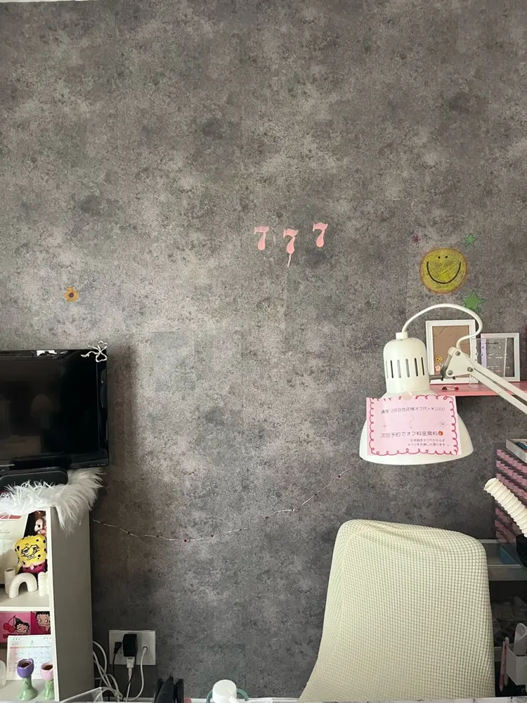 777nailの内観・外観1