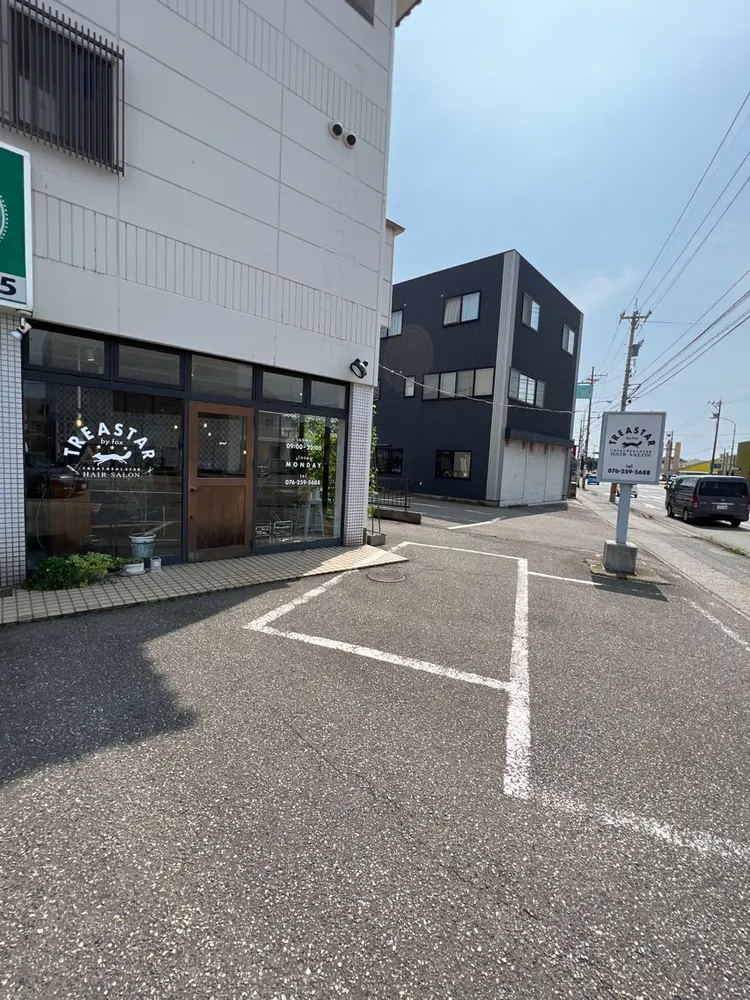 TREASTARの内観・外観1