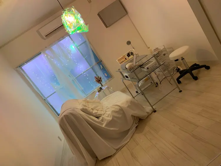 12nailの内観・外観1