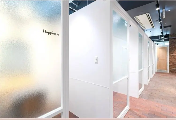 GO TODAY SHAiRE SALON 梅田店の内観・外観2