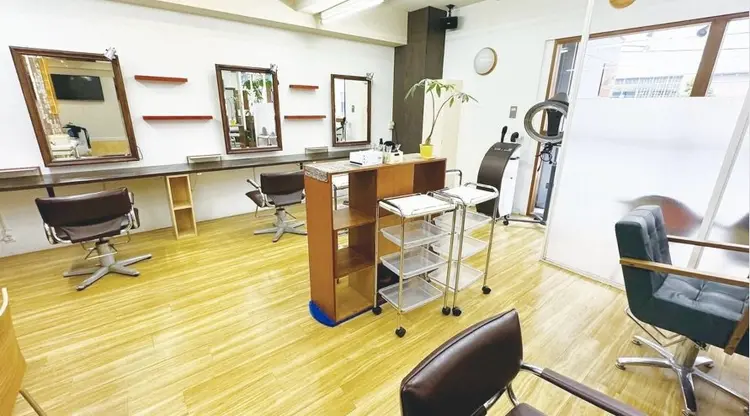 TOTAL BEAUTY BREKの内観・外観2