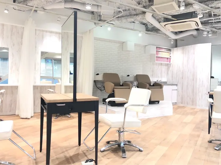 ILiss.の内観・外観1