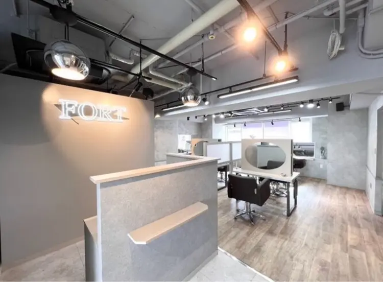 FORTの内観・外観1