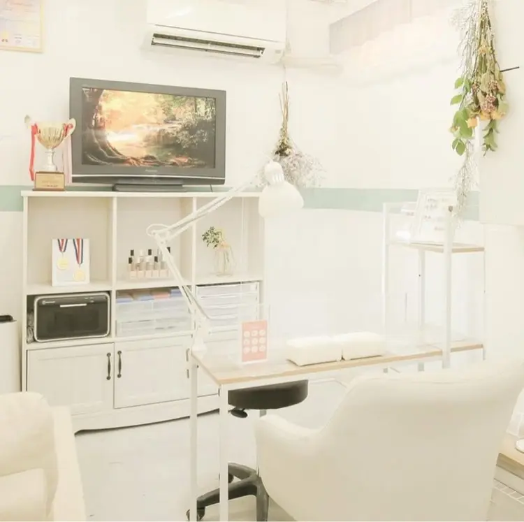 nail salon Mmsk...の内観・外観2