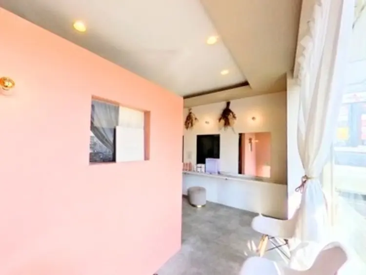 髪質改善ヘアエステeme札幌の内観・外観2