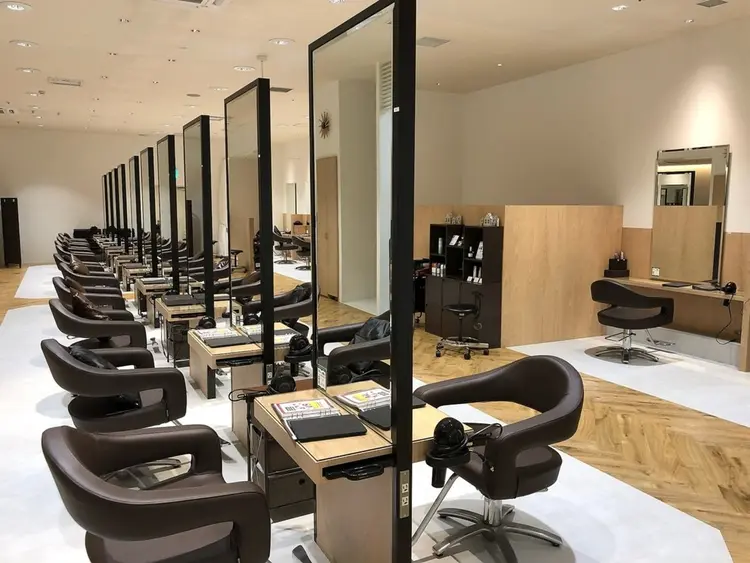 UNIXイオンモール川口前川店の内観・外観2