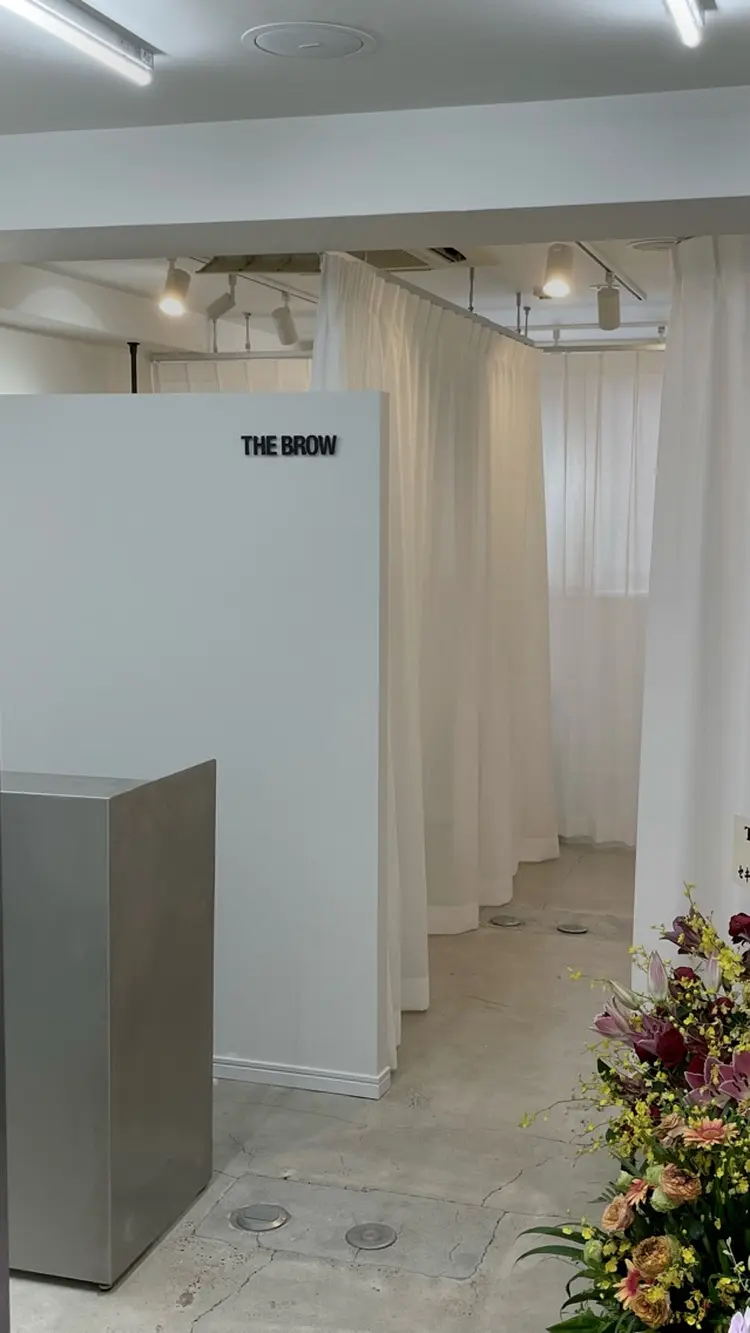 メンズ眉サロン THE BROWの内観・外観1
