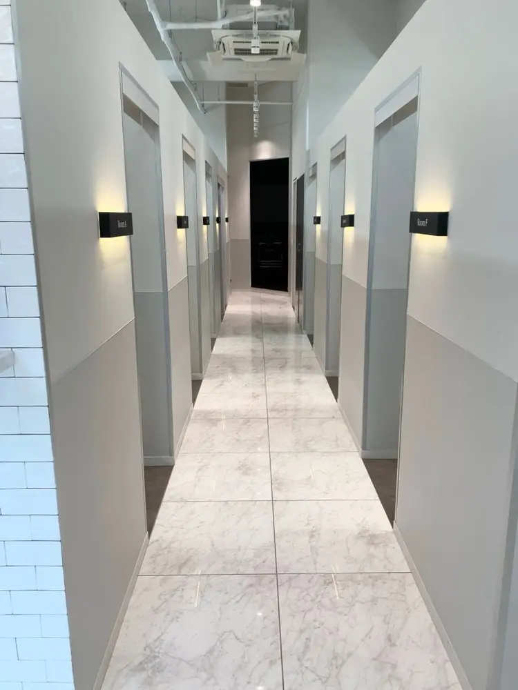 SALOWIN高崎の内観・外観2