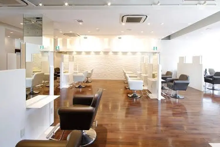 care  梅田の内観・外観3