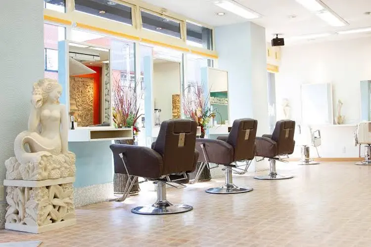 電髪倶楽部STREETの内観・外観2