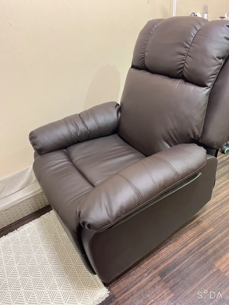 malibu hair resort 伊勢崎本店の内観・外観2