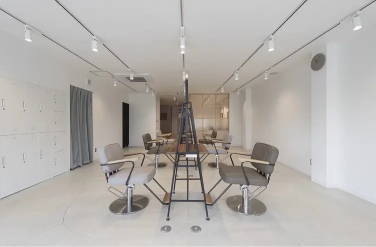 HAIR SALON fuuga 春日部店の内観・外観1