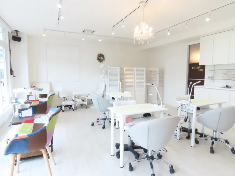 BRISEの内観・外観1