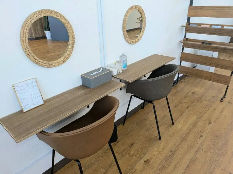 eyelash salon Haleluの内観・外観2