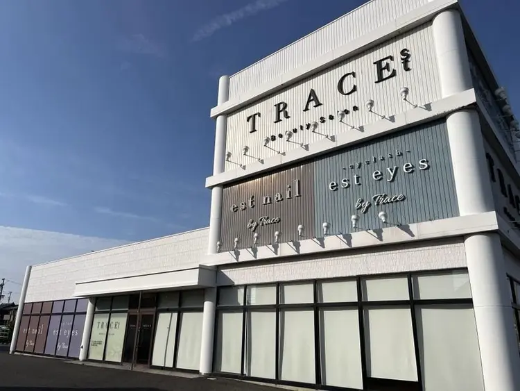 est nailの内観・外観2