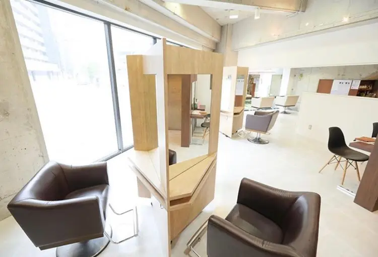 rock work ORANGEの内観・外観3