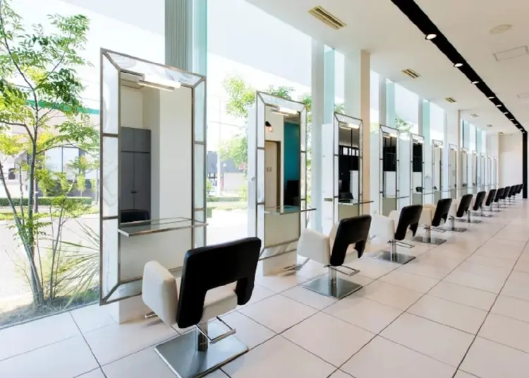 BUDDY HAIR FRAIS【バディヘアフレス】の内観・外観2