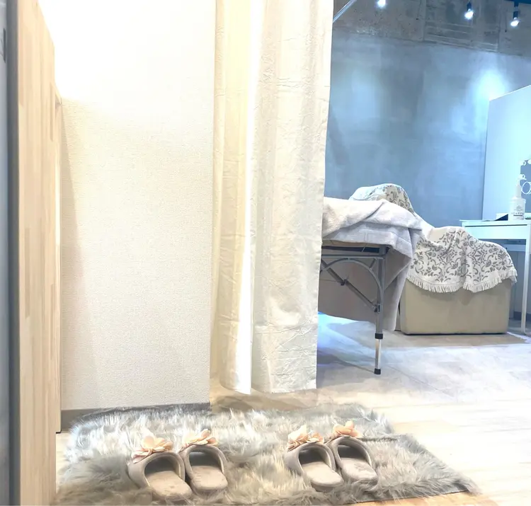 &Jolie beauty  salonの内観・外観2