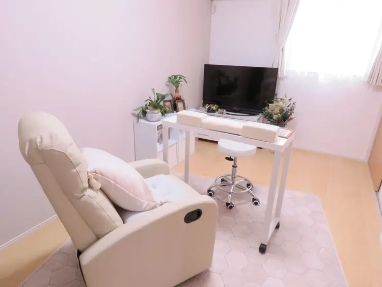 embellie nailの内観・外観1