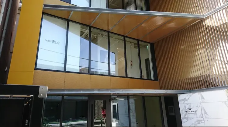 mod'shair  青山プリヴィレージュ店の内観・外観3