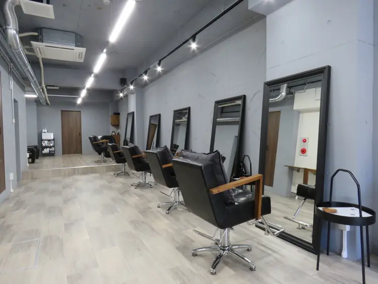 hair salon dartsの内観・外観1